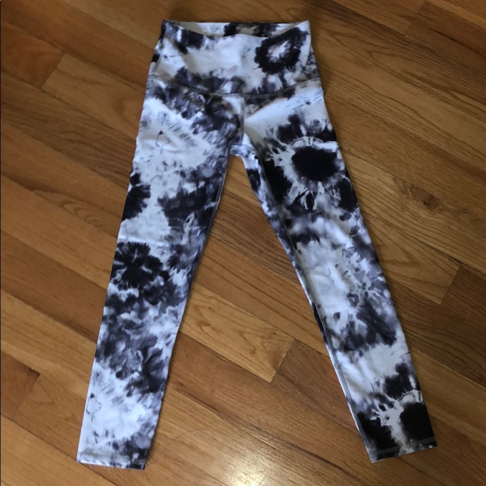 Woman’s athletic leggings